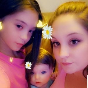 Meet your Posher, Kayla